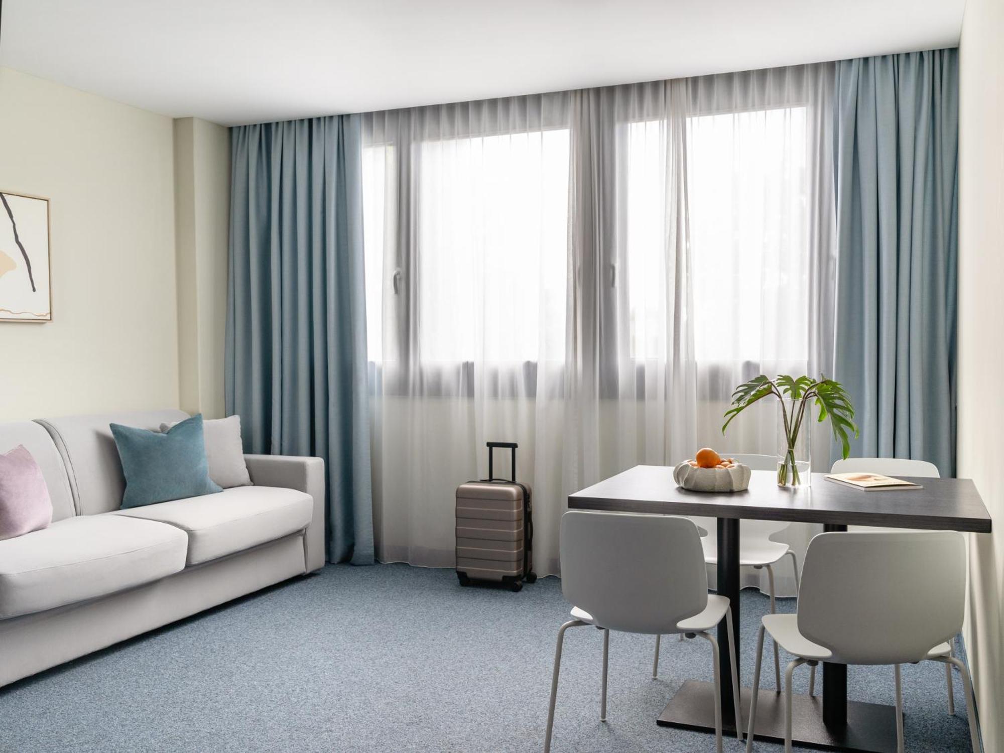 Numa Viktoria Aparthotel