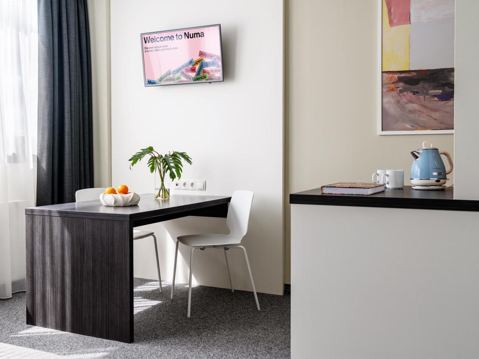 Numa Viktoria Aparthotel