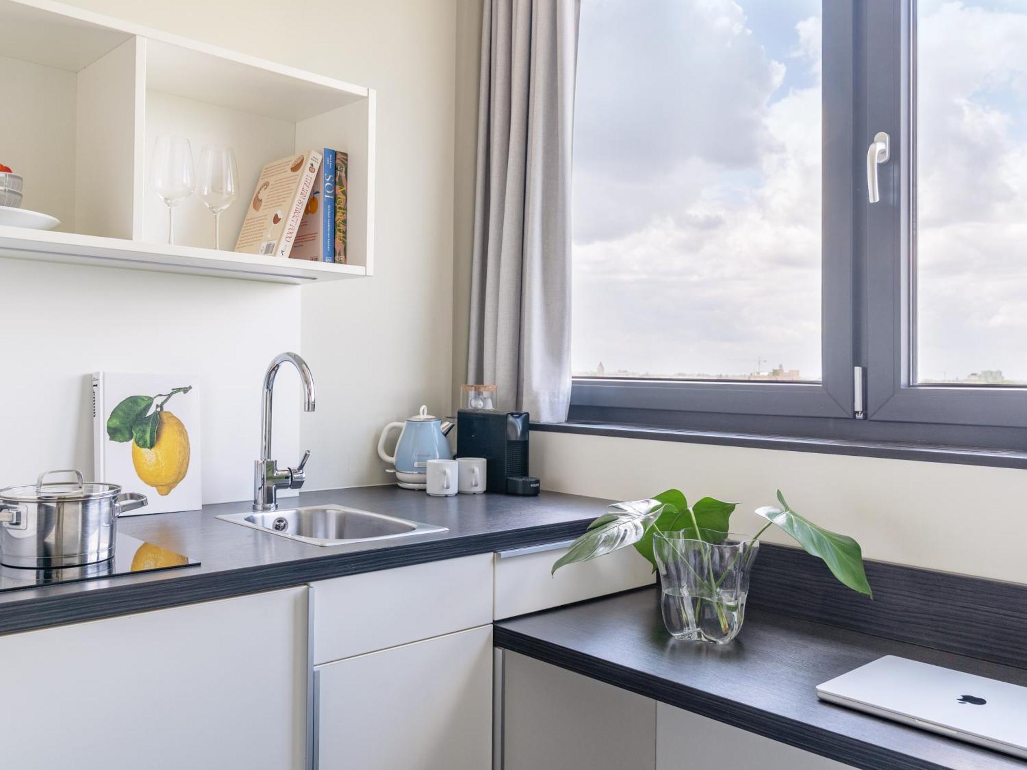 Aparthotel Numa Viktoria 4*